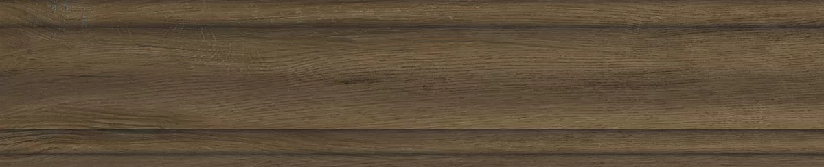 Плинтус Сальветти коричневый  39,6x8x1,55